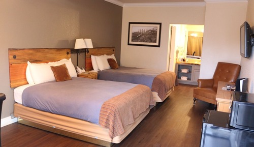 Superior Room, 2 Queen Beds, Ground Floor (Pet Friendly with Pet Fee)