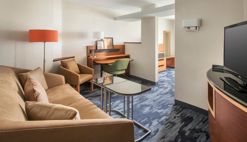 Suite, 1 Bedroom, Non Smoking (Mobility/Hearing Accessible, Tub)
