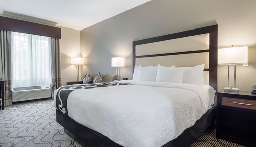 Deluxe Suite, 1 King Bed, Non Smoking
