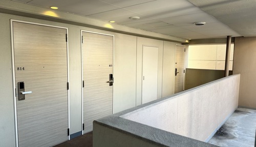 Open-Air Passage Smoking Double Room (No View from Window)