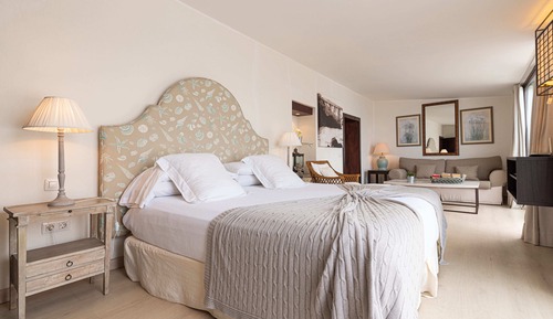 Deluxe Suite, Terrace