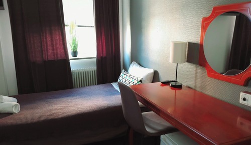 Economy Twin Room