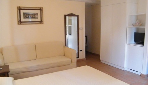 Classic Triple Room, Park View