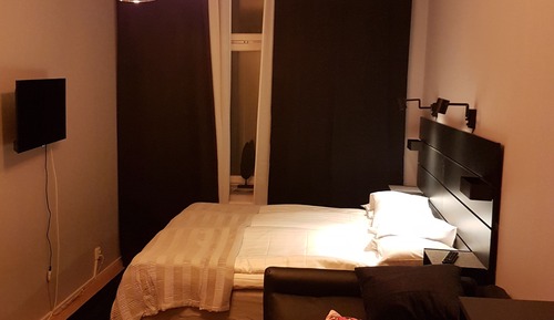 Double Room (Extra bed)