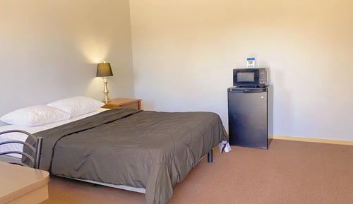 Standard Room, 1 Queen Bed, Ground Floor