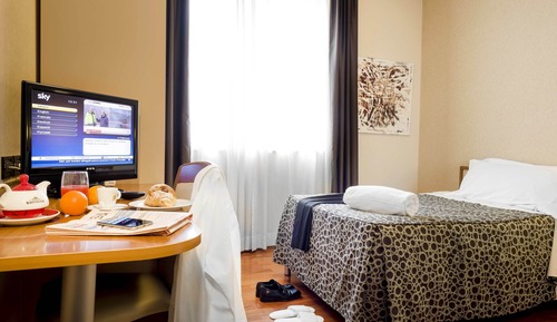 Standard Single Room