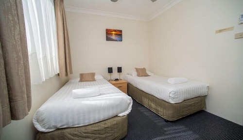 Two Bedroom w/ Balcony