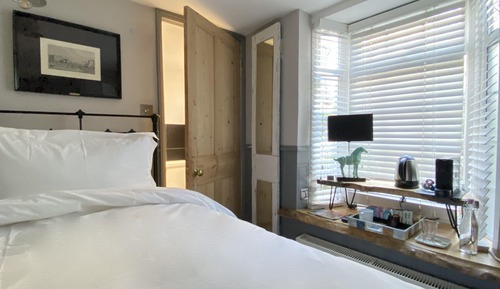 Single Room, Ensuite (Ground Floor)