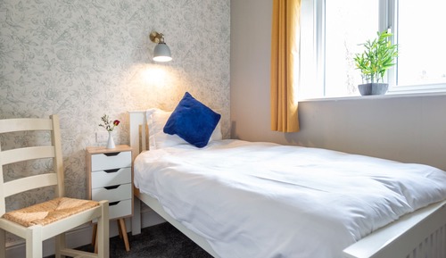 Single Room, Shared Bathroom