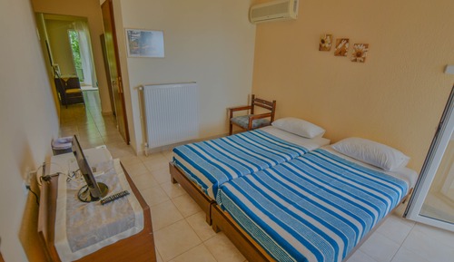 Classic Apartment, Partial Sea View