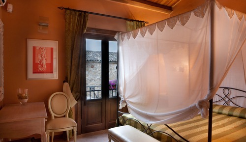 Standard Double Room Single Use, Private Bathroom