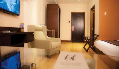 Executive Room