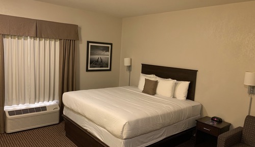 Suite, 1 King Bed, Non Smoking