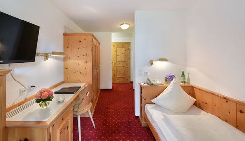 Economy Single Room, Shared Bathroom