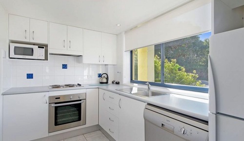3 Bedroom Apartment Pool View