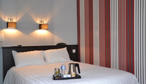 Small double room