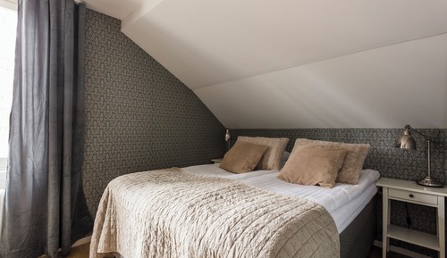 Economy Double Room, 2 Twin Beds (Annex building, 100m away)