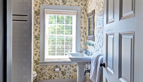 Classic Room, 1 Queen Bed, Mezzanine (Carriage House Room 6 (2n)