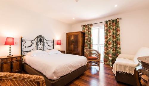 Family Suite, 2 Bedrooms, Kitchenette, Mountain View