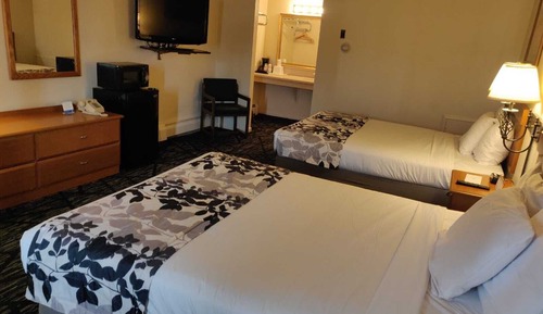 Standard Room, 2 Queen Beds, Non Smoking