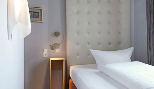 Classic Single Room