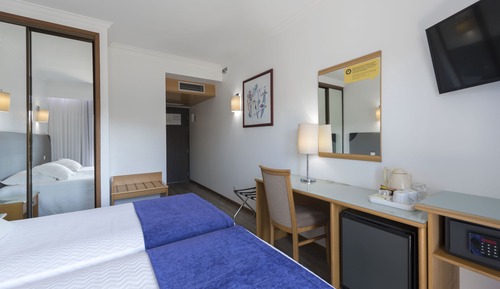 Twin Room, 2 Twin Beds