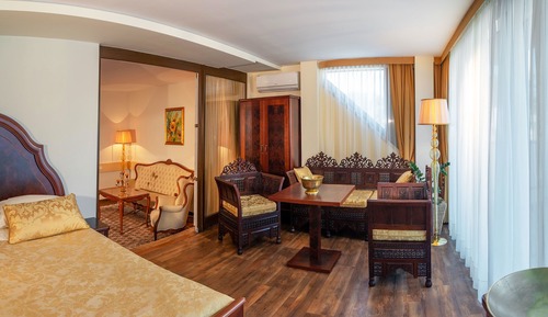 Presidential suite with terrace* - 120 m2