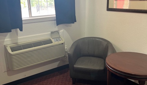Single Room, 1 King Bed, Non Smoking, Refrigerator & Microwave
