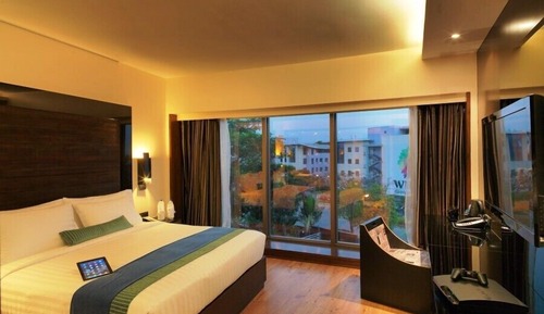 Deluxe Room, 1 King Bed