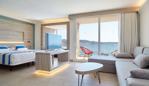 Studio Suite, Hot Tub, Sea View
