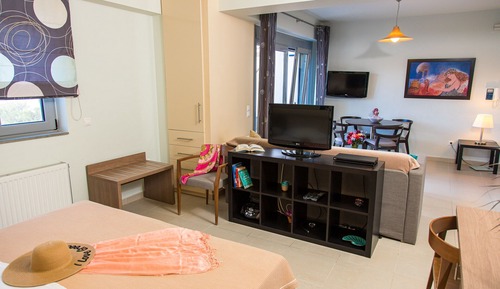 Premium Studio Suite, Pool Access, Sea View (S5)