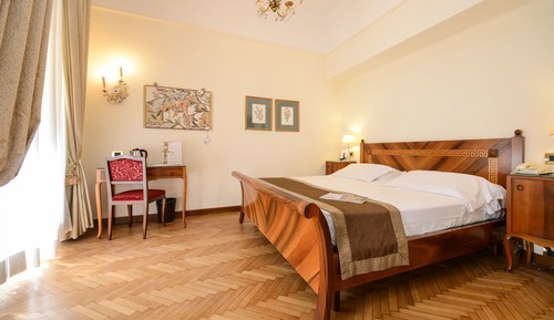 Junior Room