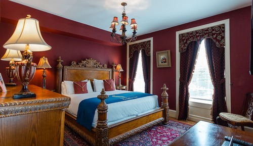203 Independence Suite