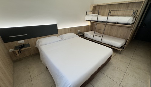 Comfort Quadruple Room
