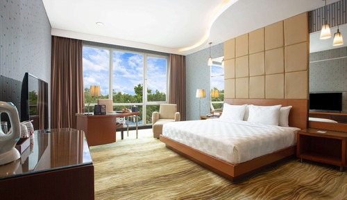 Executive Suite