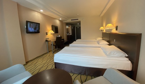 Comfort Triple Room