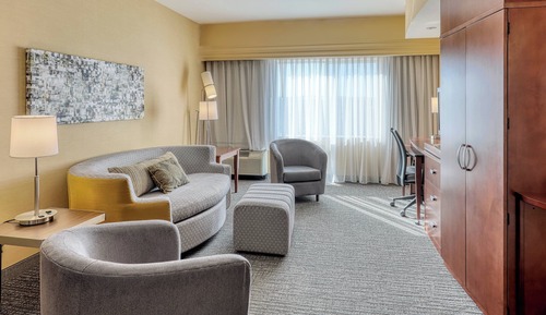 Suite, 1 Bedroom, City View