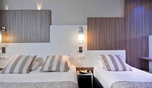 Suite, Multiple Beds