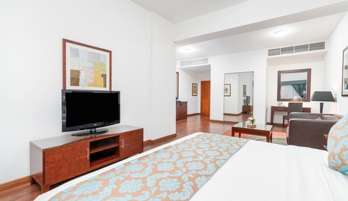 Deluxe King Room