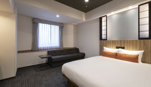 (Cleaning every 4days)Superior Queen Room for 2 people, 1 Queen Bed, Non-smoking, Kitchenette