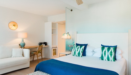 Superior Room, Sea View (Familiar)