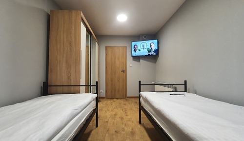 Twin Room (3)