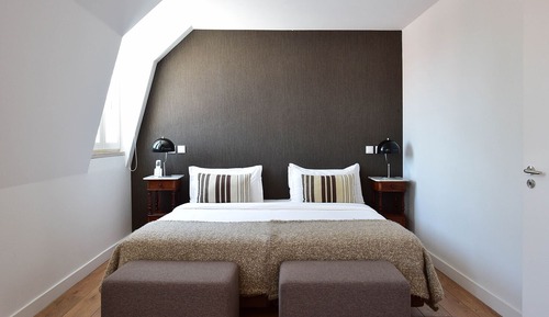 Suite, Castle View