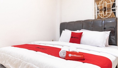 Premium Room (Reddoorz)