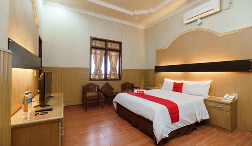 Premium Room (Reddoorz)