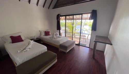 Bungalow, Lakeside (10)
