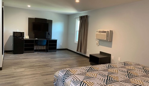 Standard Room, 1 Queen Bed, Non Smoking, Kitchen