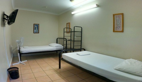 Deluxe Twin Room, Shared Bathroom