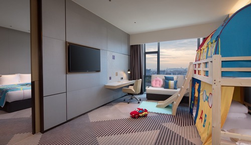 Suite, 1 Bedroom (Kung Fu AI Kids Theme)