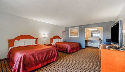 Room, 2 Queen Beds, Accessible Bathtub, Non Smoking